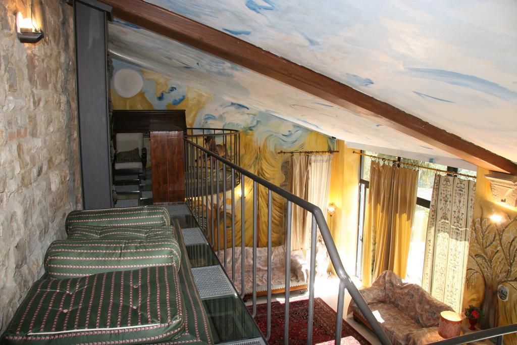 Poggio Alla Pieve Relais カレンツァーノ 部屋 写真